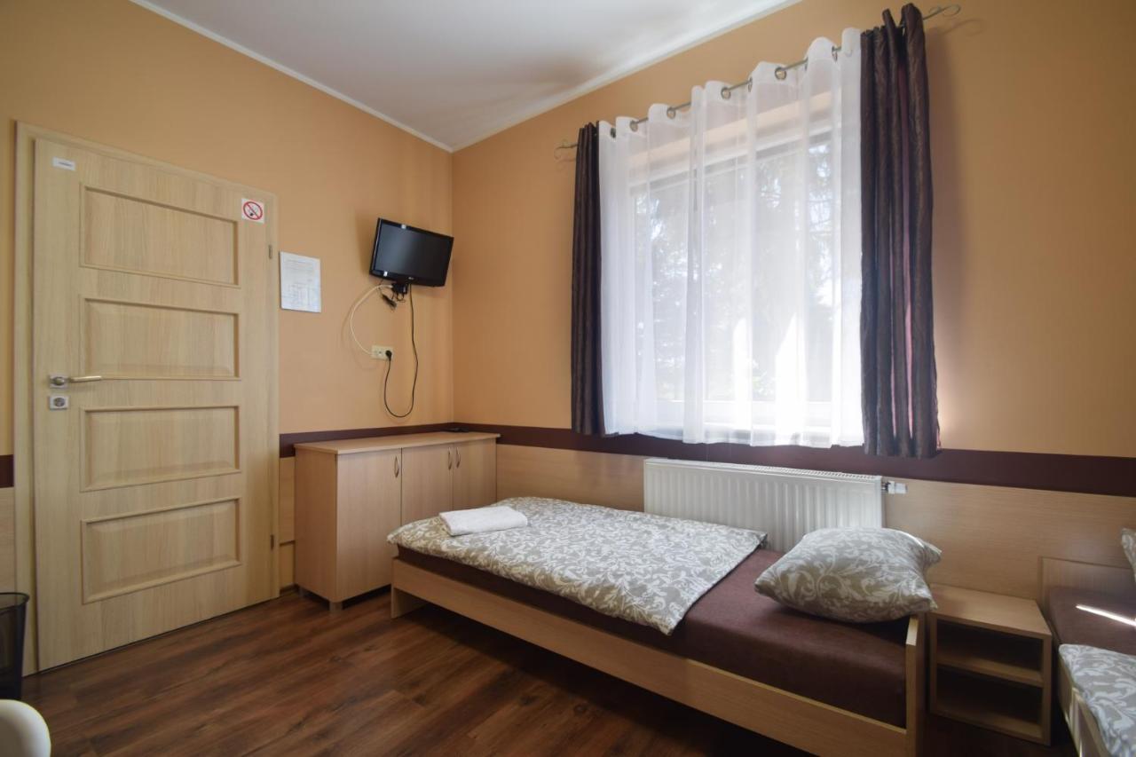 Pensjonat Paskal Bed & Breakfast Czerlejno Exterior foto